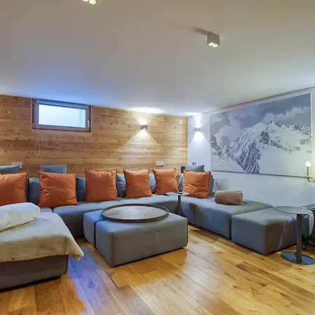 Luxury Mountain Pool Sauna Cinema * 霞慕尼