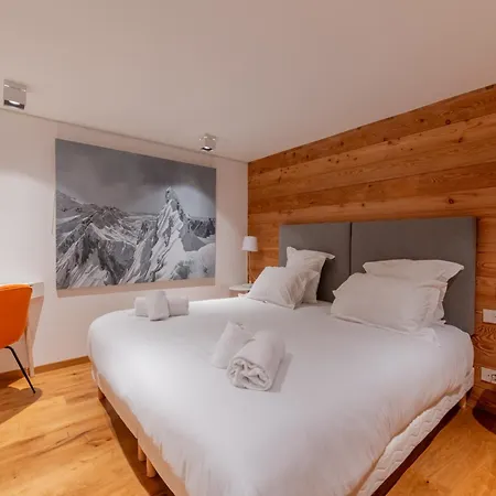 Luxury Mountain Pool Sauna Cinema Chalet Chamonix