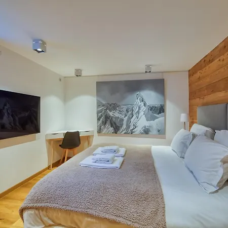 Luxury Mountain Pool Sauna Cinema Chalet Chamonix